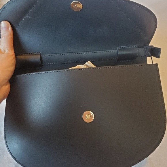 NWT Valentina Fiore Italian Black and Brown Leather Crossbody - Picture 12 of 16